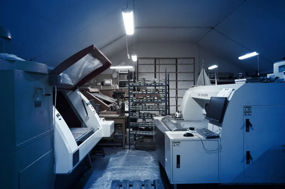 Zdjęcie laboratorium elektronicznego